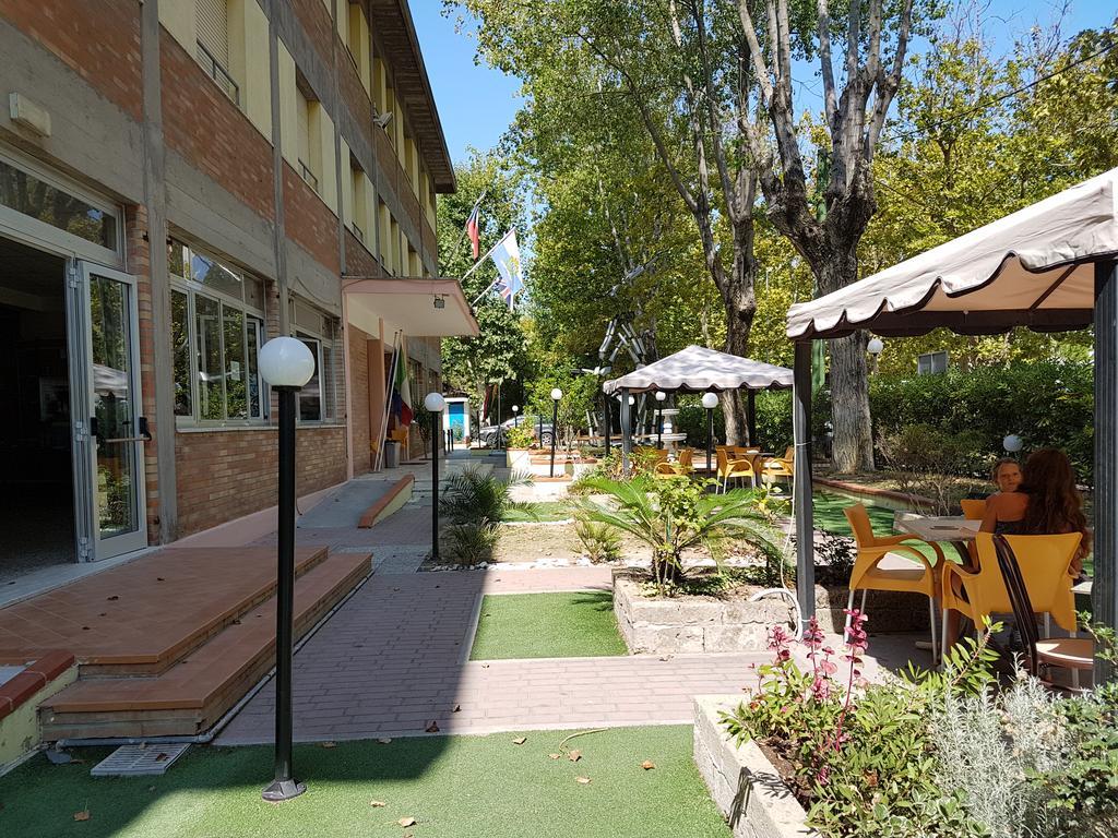 Villaggio Accademia Cesenatico Dış mekan fotoğraf